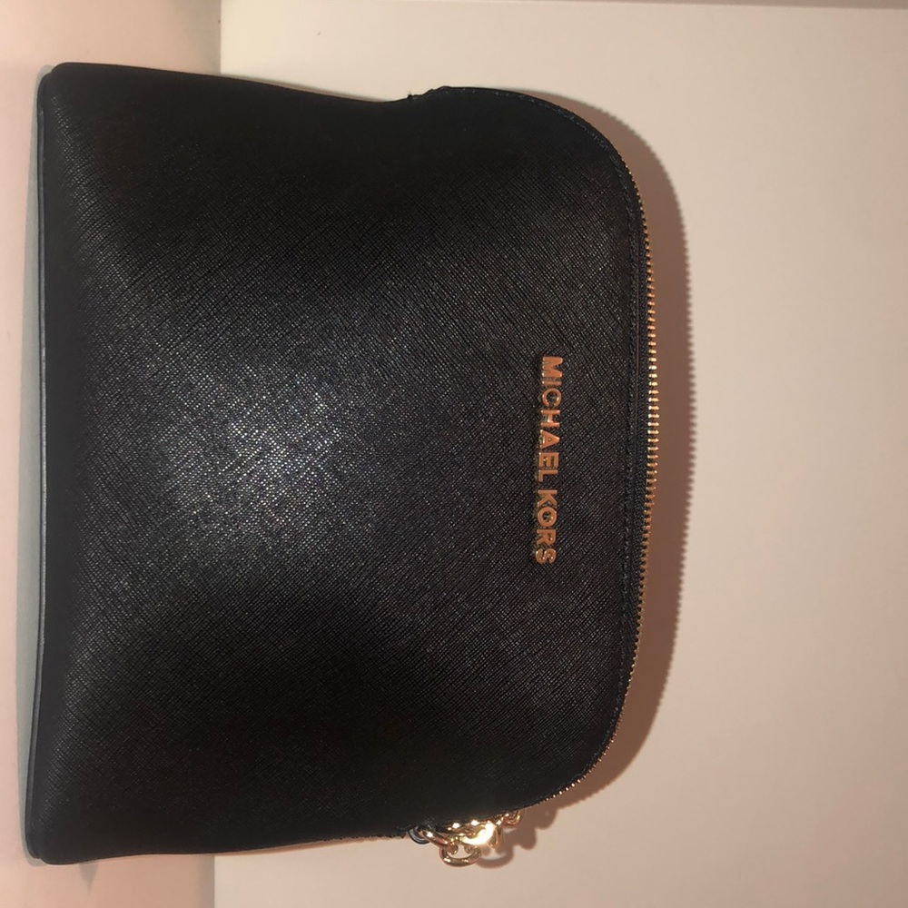 Black Michael Kors Crossbody